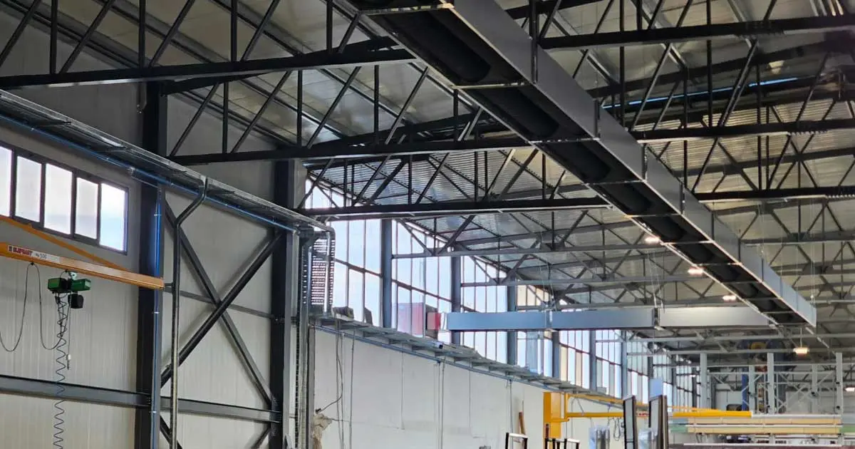 Vantaggi del riscaldamento a infrarossi per i capannoni industriali