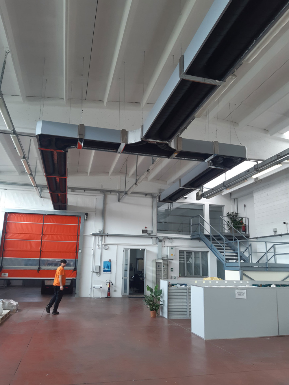 Heating systems for large and medium volumes