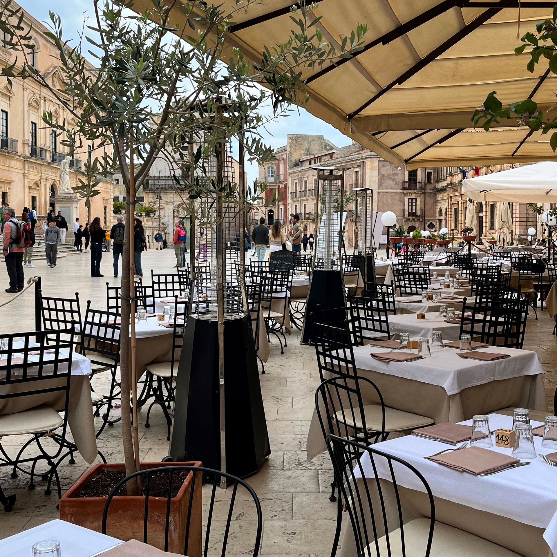 Riscaldamento per esterni, Duomo di Siracusa, bar ristoranti terrazze per qualsiasi città